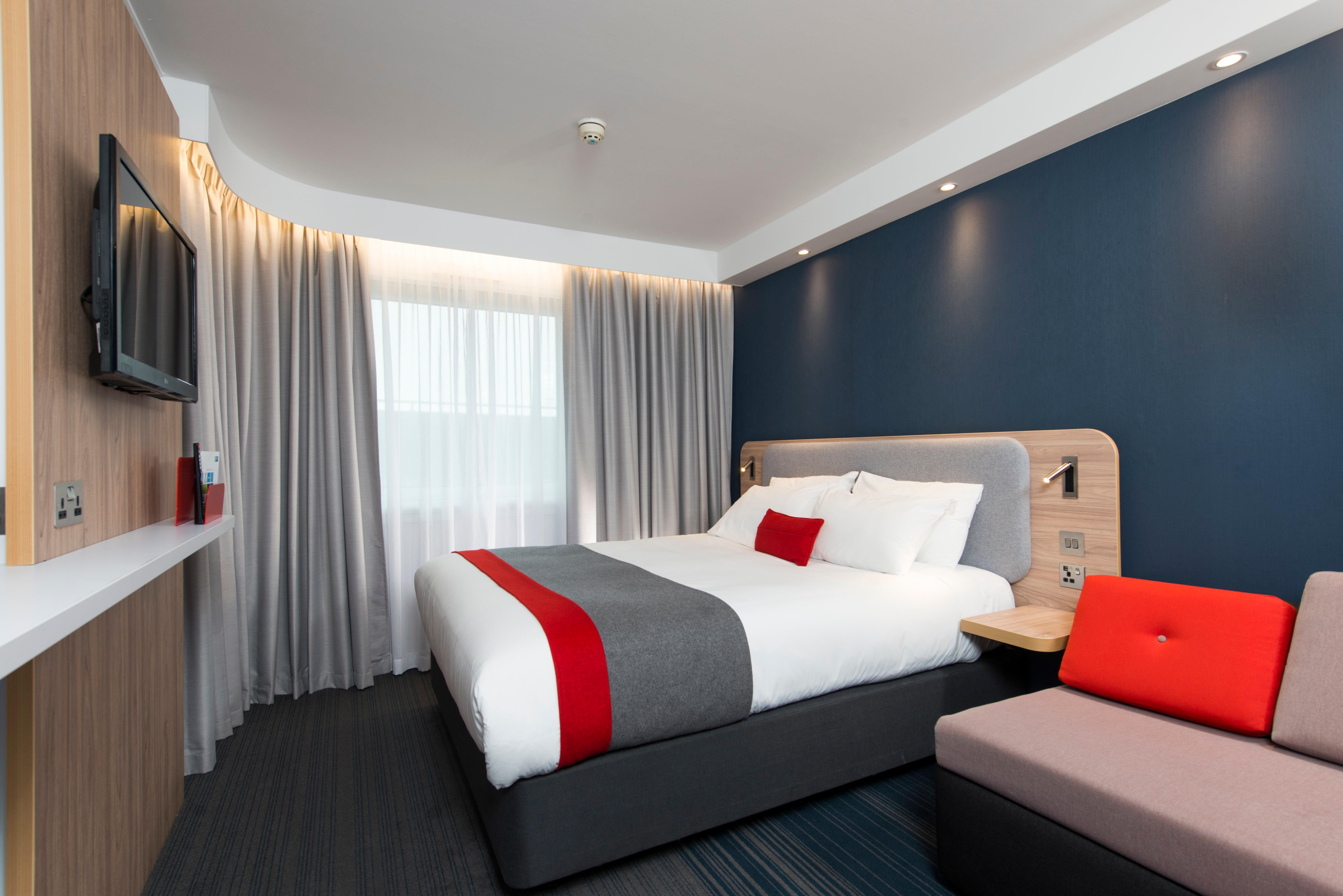 Holiday Inn Express London - Dartford By Ihg Esterno foto