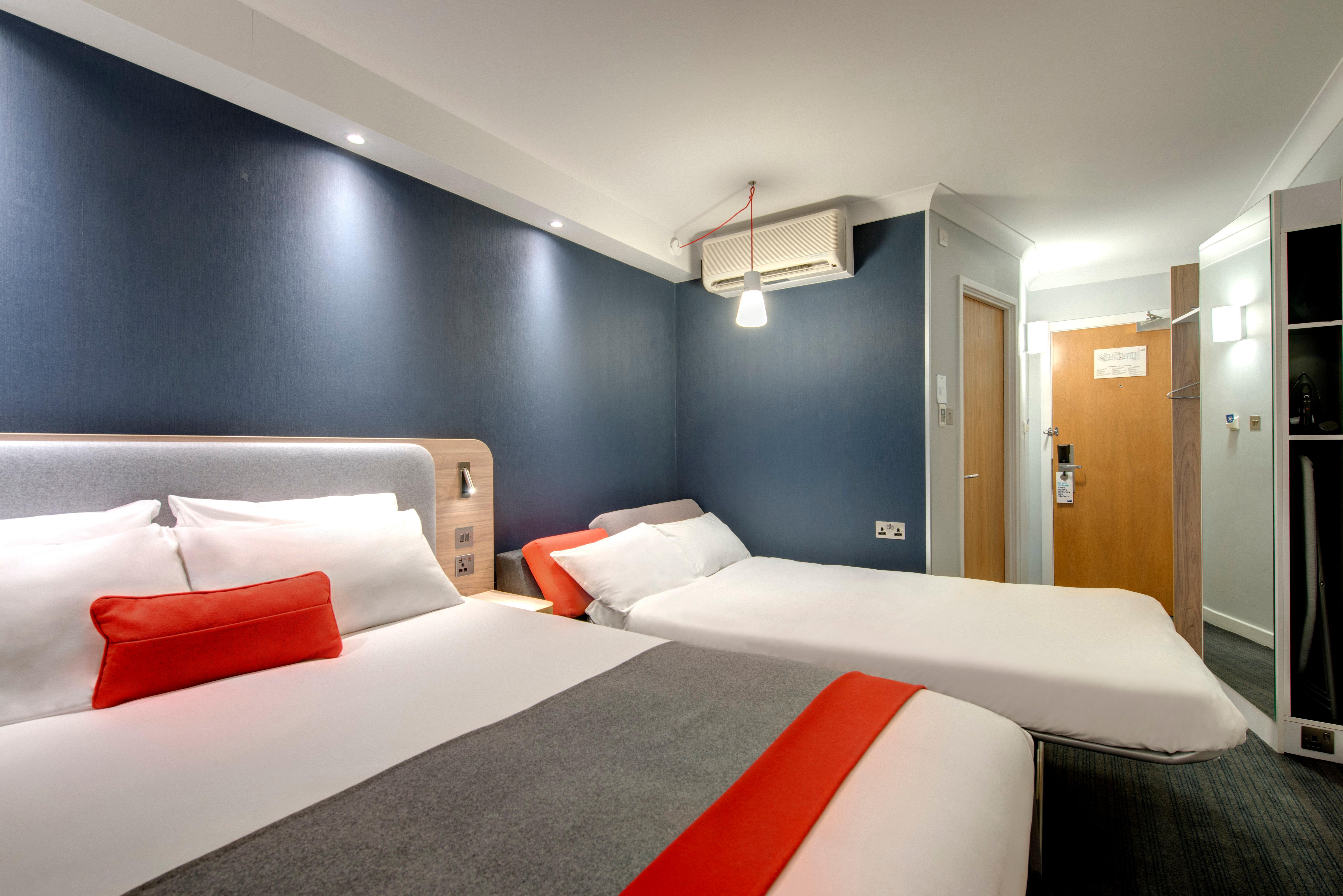 Holiday Inn Express London - Dartford By Ihg Esterno foto