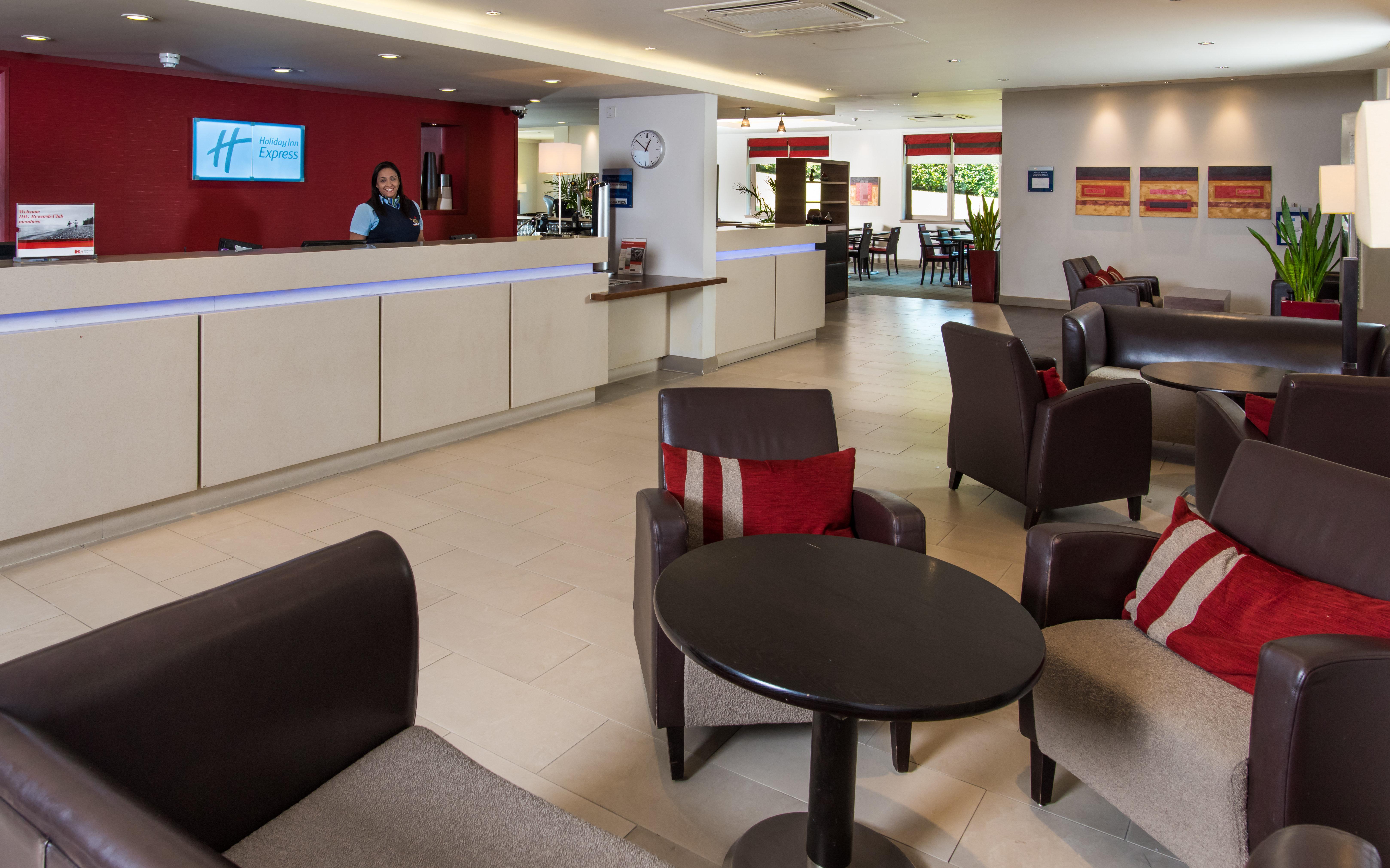 Holiday Inn Express London - Dartford By Ihg Esterno foto
