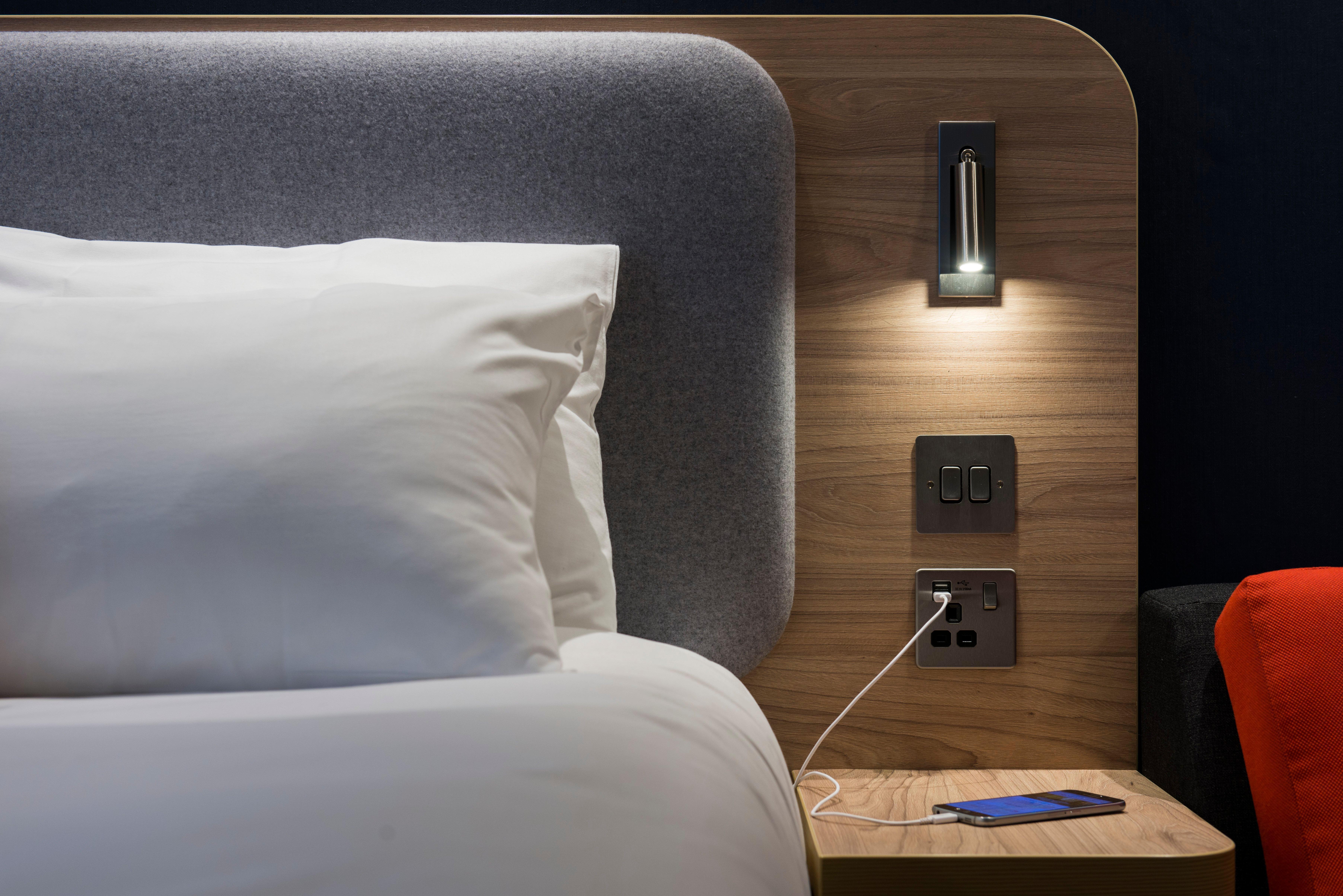 Holiday Inn Express London - Dartford By Ihg Esterno foto