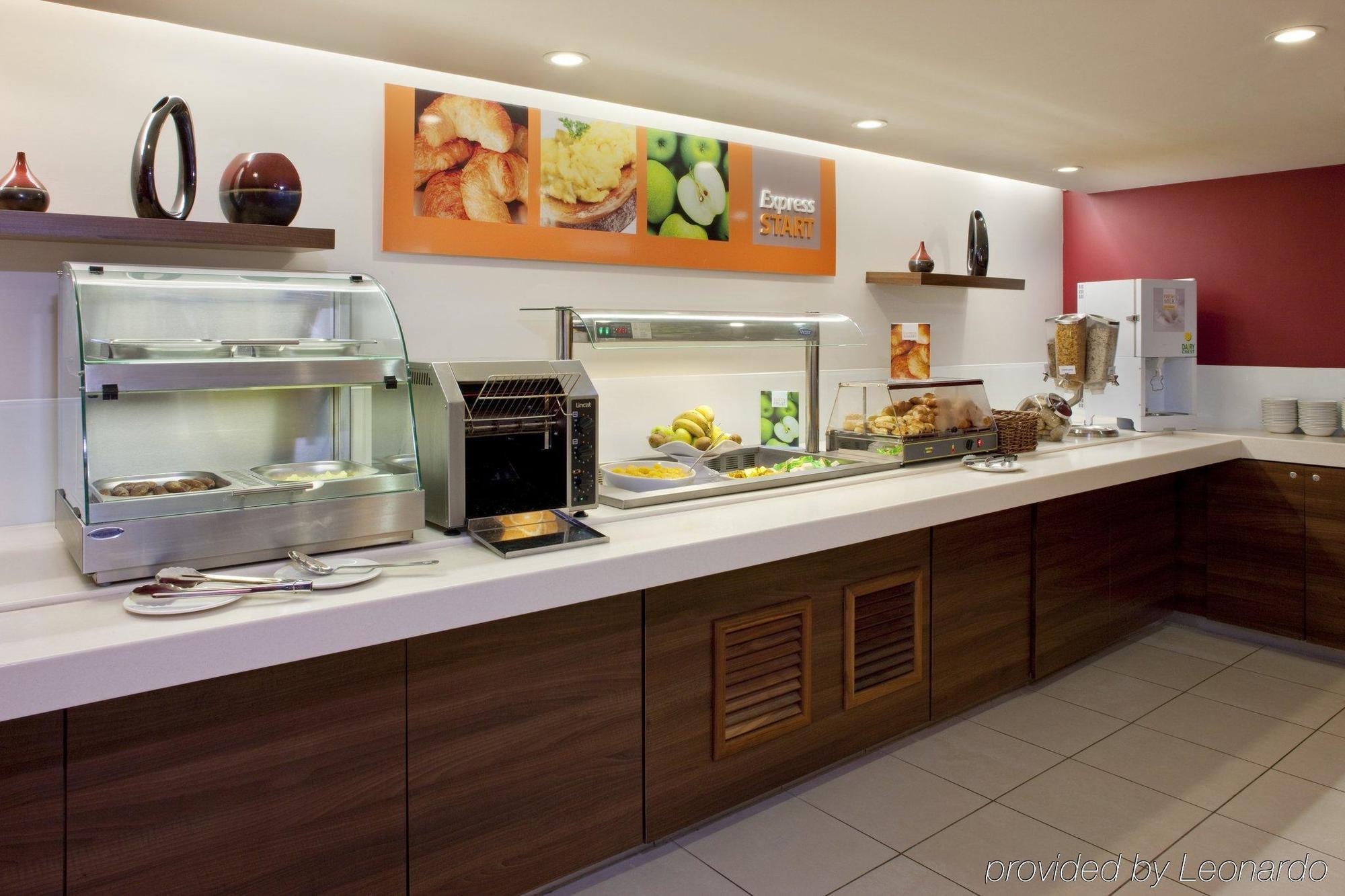 Holiday Inn Express London - Dartford By Ihg Ristorante foto