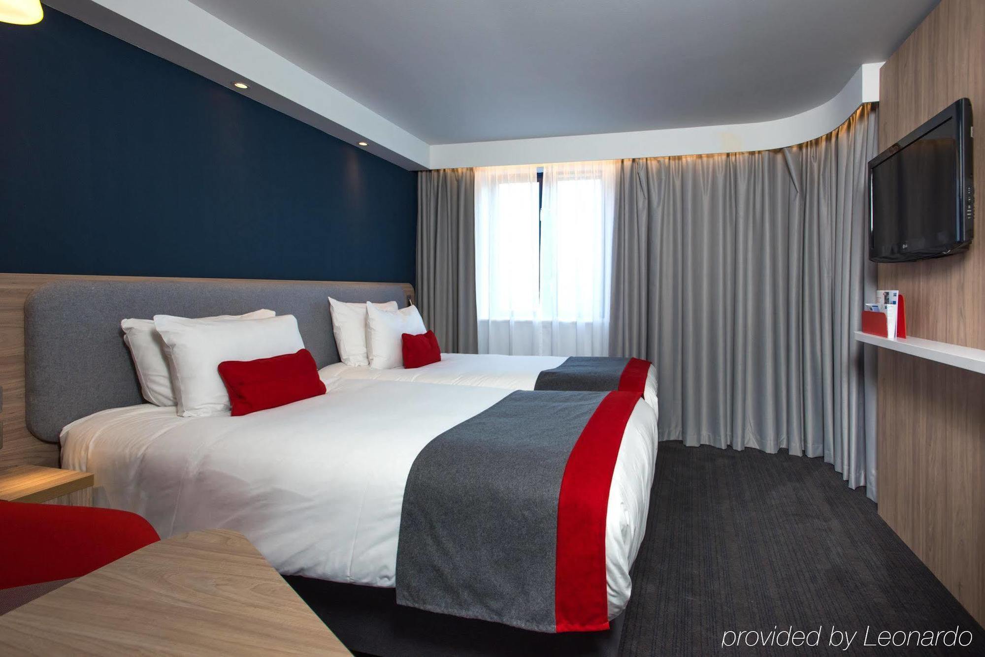 Holiday Inn Express London - Dartford By Ihg Esterno foto